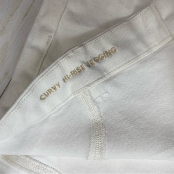 American Eagle Next Level High Rise Curvy Jegging Jeans Plus Size - Picture 9 of 10